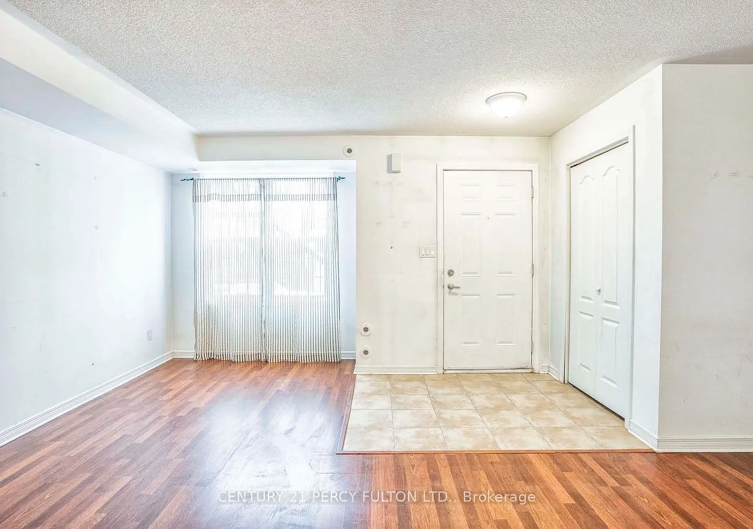 3 bed, $2,550 — Photo 4