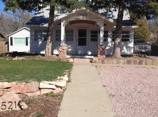 1521 Evans St, Hot Springs, SD 57747