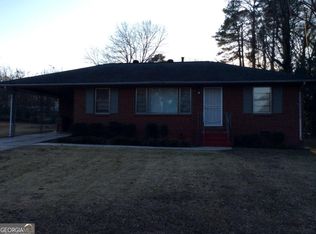 1277 Sanders Dr, Morrow, GA 30260