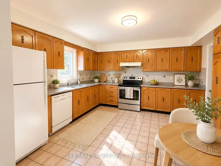36 Artillery St — Photo 5