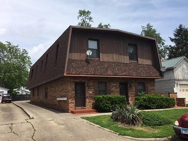 2nd image of 2608 Pine Ave
