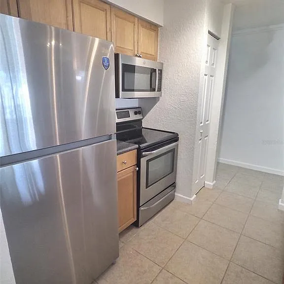 10100 Sailwinds Blvd N #202 — Photo 2