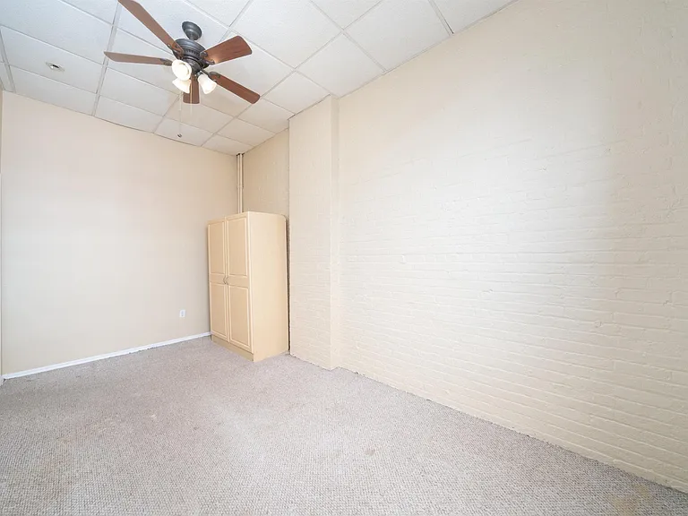 805 Clinton St #2F — Photo 14