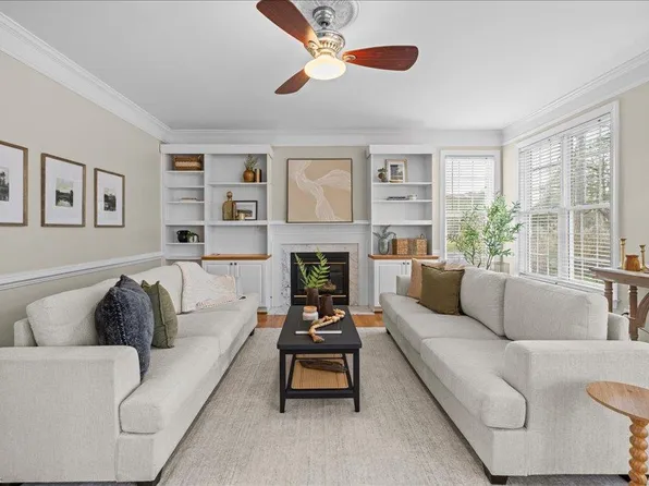 7 Quail Cv, Poquoson, VA 23662