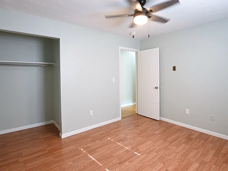 128 Homestead Ave #B — Photo 6