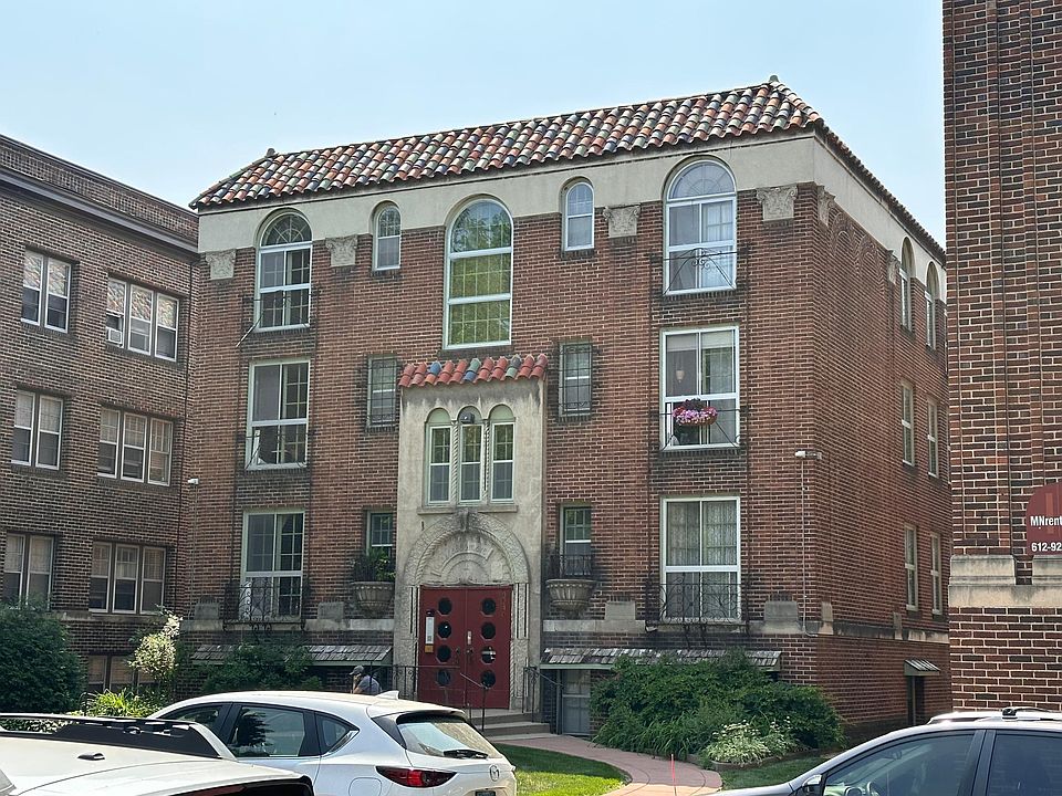 1st image of 3246 Girard Ave S APT 300
