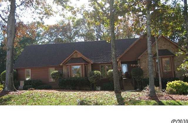 2nd image of 400 Glencurry Dr