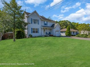 955 Rosewood Ave, Brick, NJ 08723