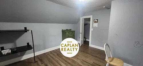 49 Carmel St Photo 1