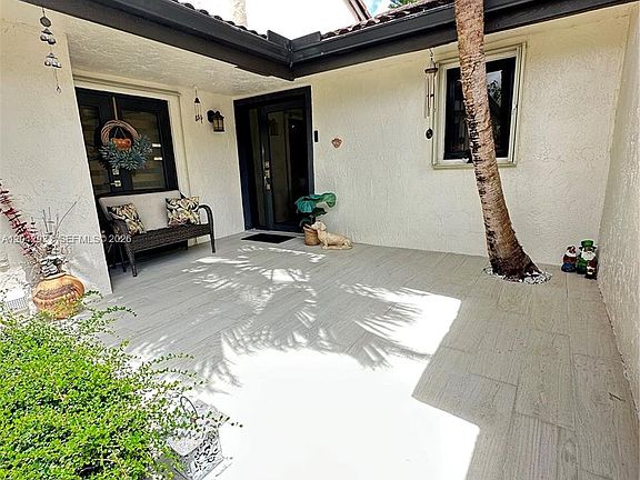 2nd image of 12371 SW 94th Ln