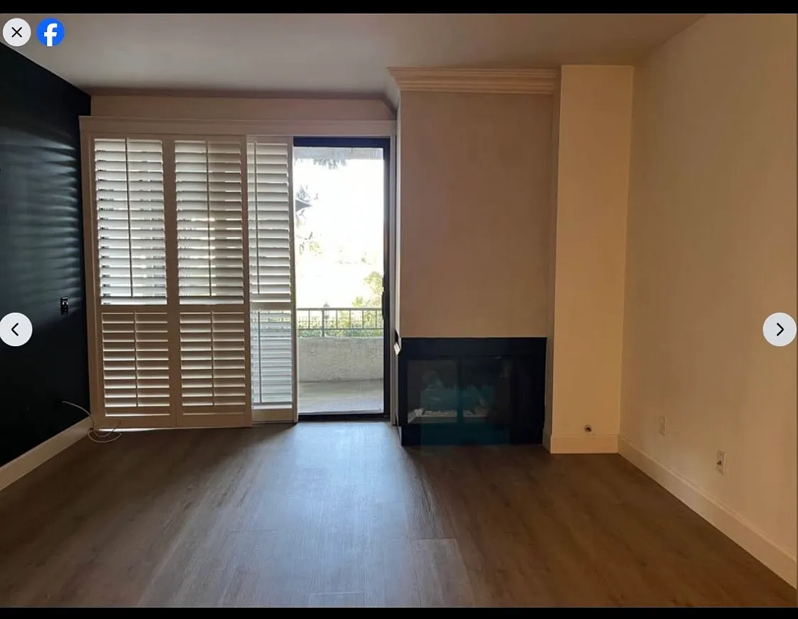 Living Area w/ gas fireplace.