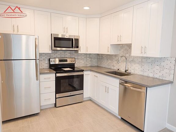 4th image of 1823 El Parque Ct APT A