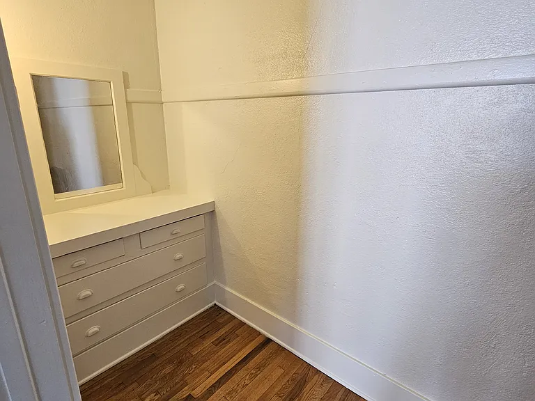 3510 White House Pl — Photo 10