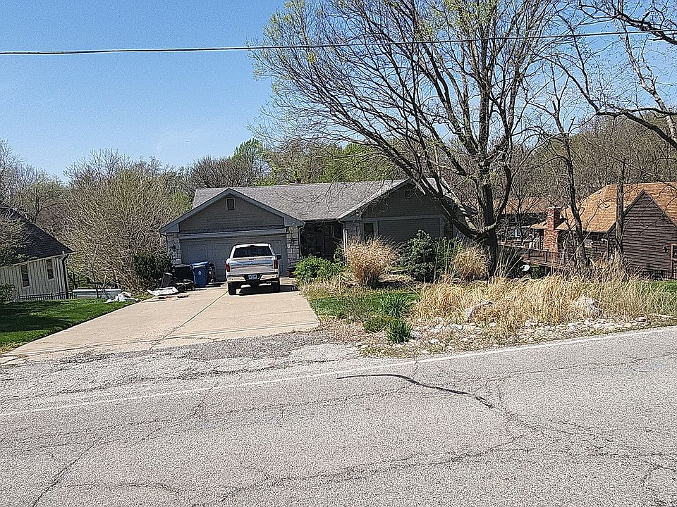 1st image of 7702 NW Eastside Dr