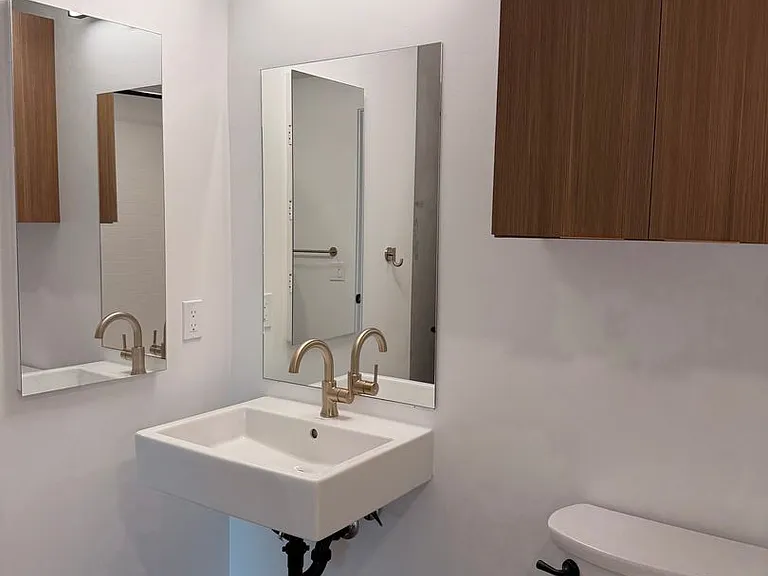 Rainford Apartments — Photo 127