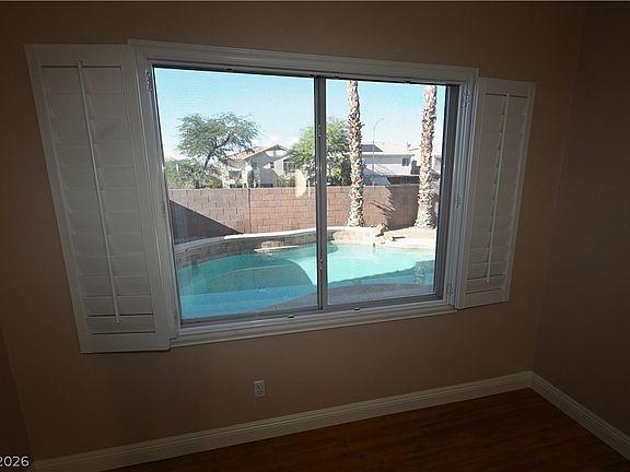 4th image of 9931 Sierra Canyon Way