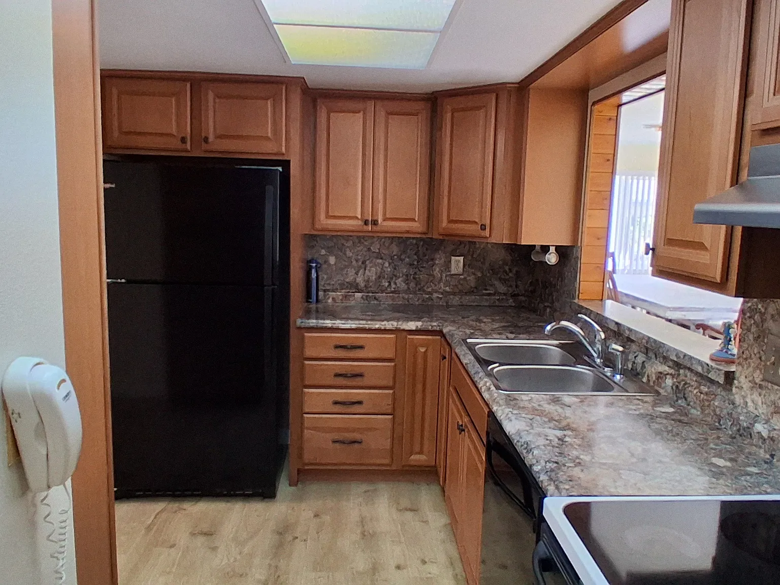 3 bed, 1673 sqft, $2,700 — Photo 3