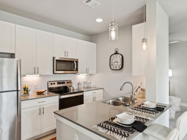 8350 Bluff Springs Rd #1414