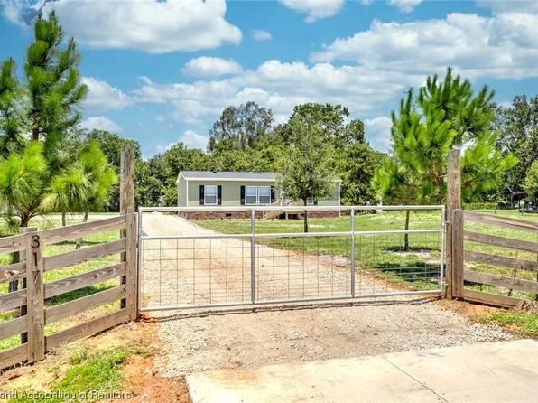 317 Fairview Ln, Lorida, FL 33857