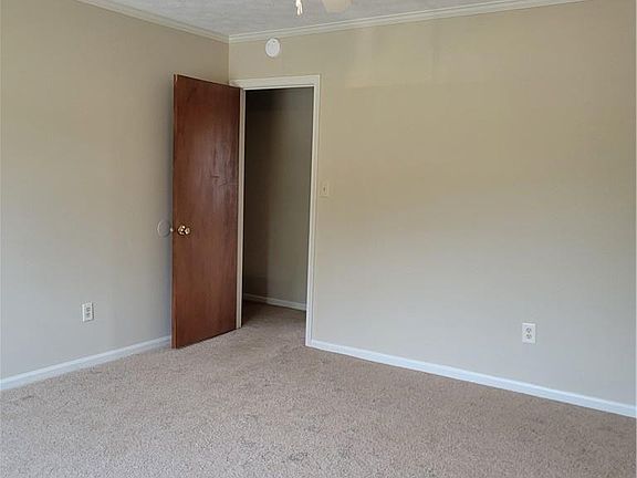 5th image of 1629 Wilson Rd