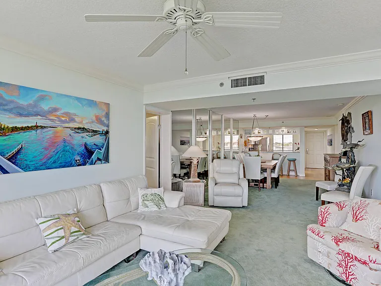 201 S Seas Dr #401 — Photo 15