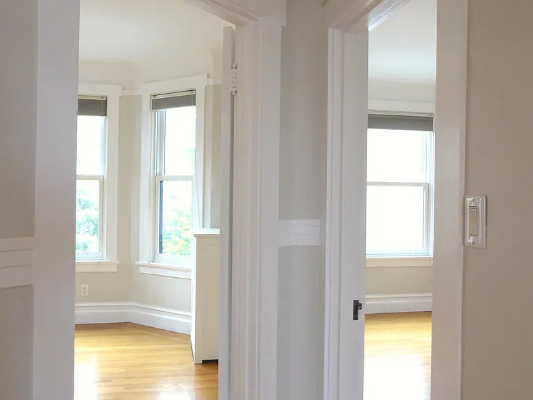 2718 McAllister St — Photo 11