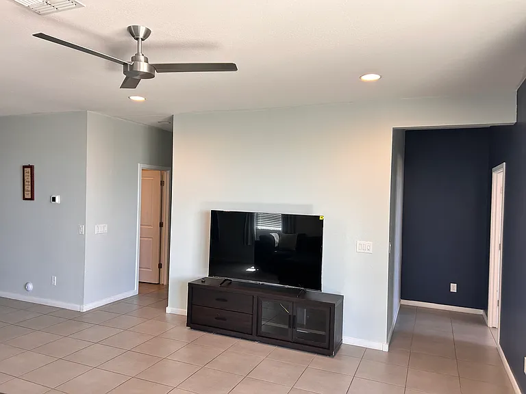 W Stonecrop Dr — Photo 9