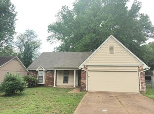 5859 Garden Ridge Dr, Millington, TN 38053
