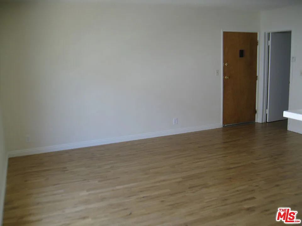 1 bed, 1.0 bath, 620 sqft, $1,950 — Photo 4