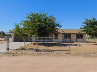 22617 Sitting Bull Rd, Apple Valley, CA 92308