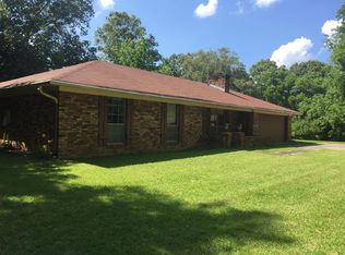 113 Willow Creek Dr, Vicksburg, MS 39183