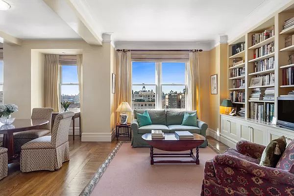 1st image of 1172 Park Ave #12D