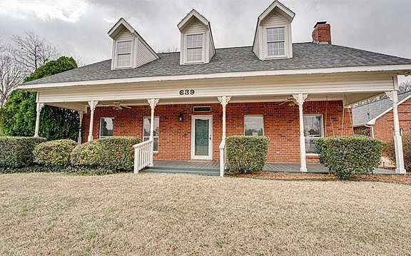 2nd image of 639 Kinney Dr
