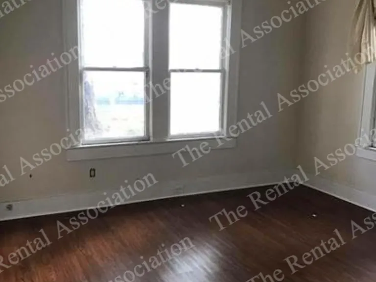 1505 Trenton St — Photo 3