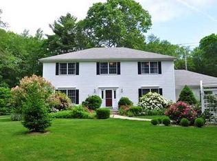 7 Rosewood Ct, East Greenwich, RI 02818