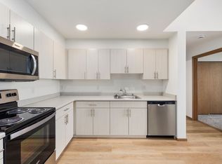 Astra Apartments, Renton, WA 98056