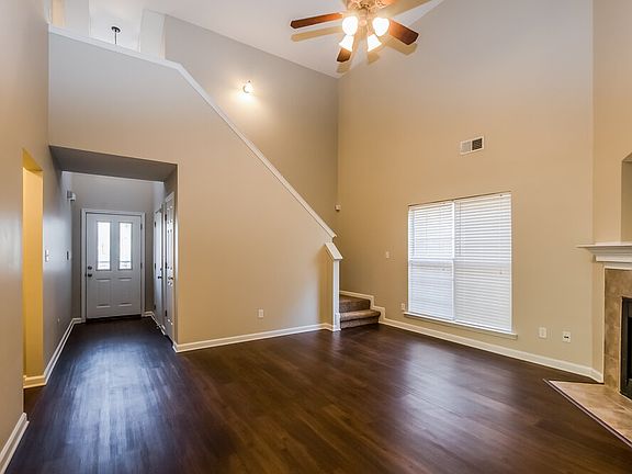 3rd image of 2791 Maggie Woods Pl