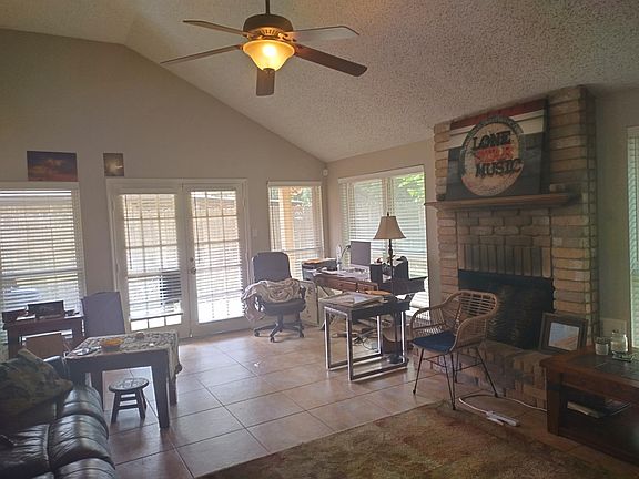 5th image of 15603 Lago Villa Dr