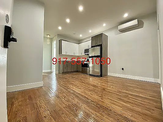2nd image of 532 Willoughby Ave APT 1