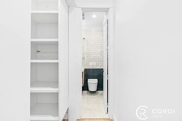 Rented by Coroi Corp | media 27