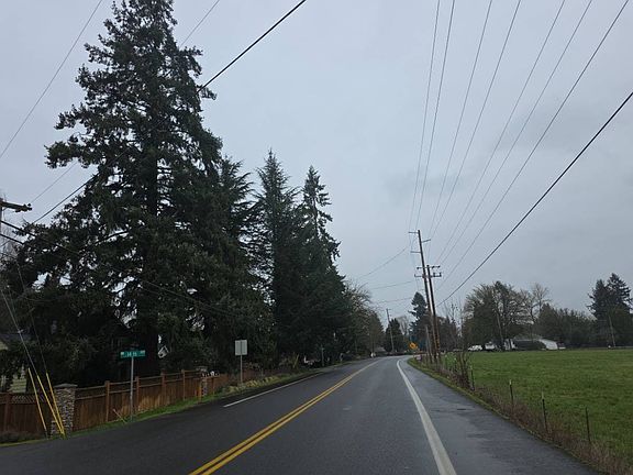 4th image of 1440 Springhill Dr NW