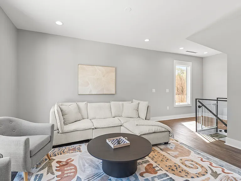 W Northway Ln — Photo 20