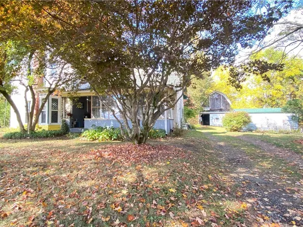 13924 Mill St, Springville, NY 14141