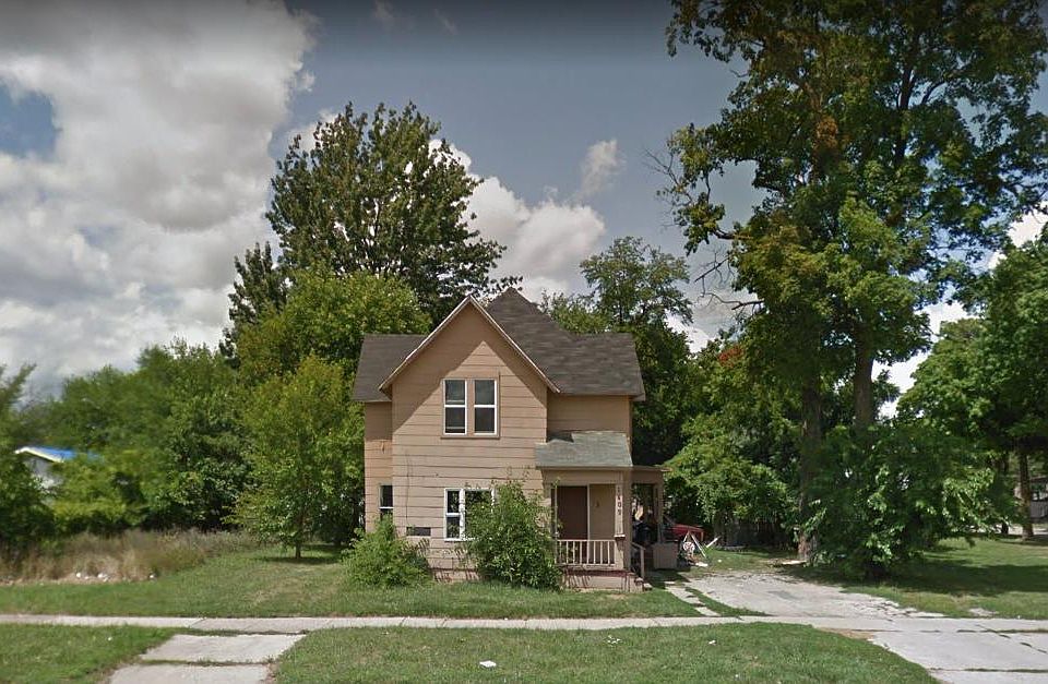 1st image of 1409 S Michigan Ave APT 2