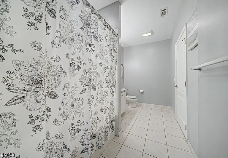 7319 Coventry Ct — Photo 10