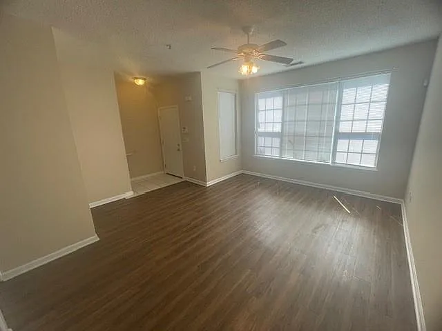 211 Odyssey Turn — Photo 11