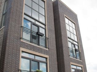 931 W 18th Pl APT 2E, Chicago, IL 60608