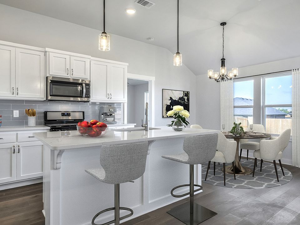 Kitchen Dining Area