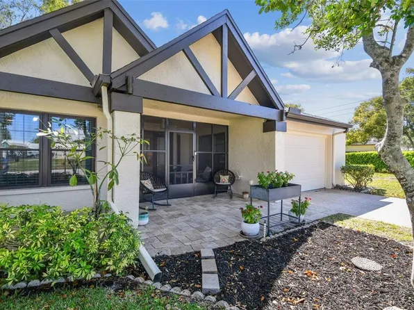 3462 Sutton Pl, Palm Harbor, FL 34684