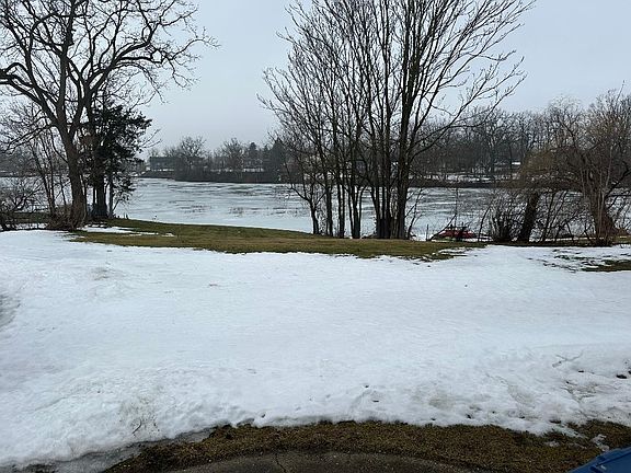 Goodrich Millpond view